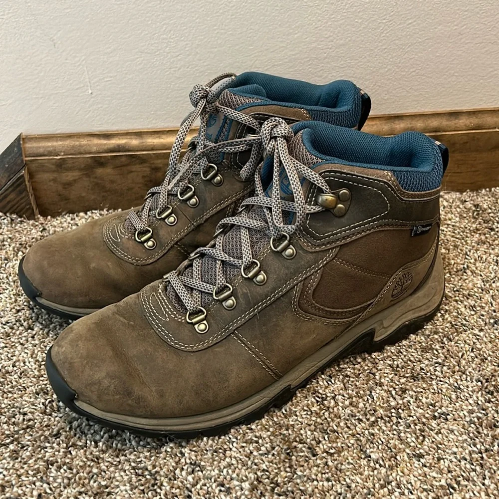 Timberland Mt. Maddsen Mid Waterproof Hiking Boots in blue/gray